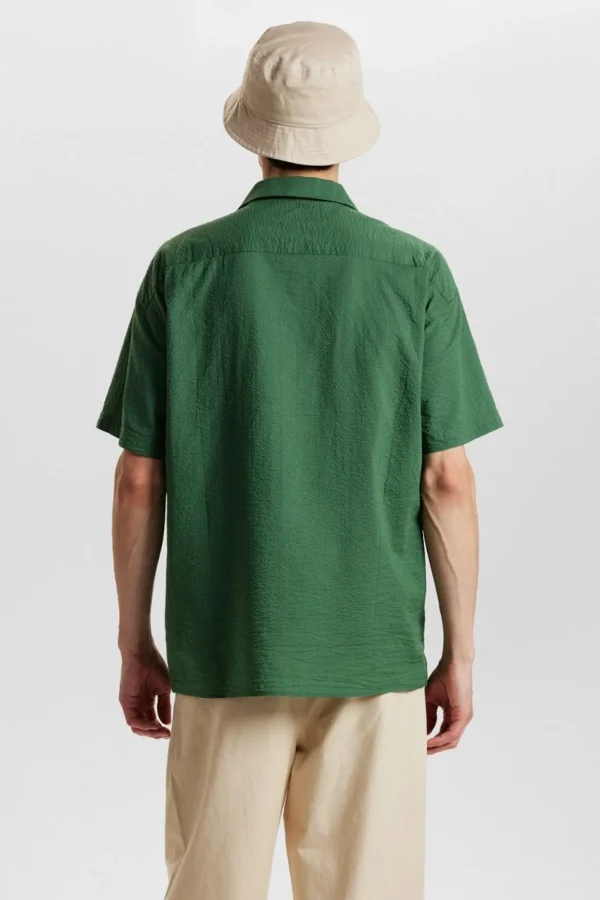 Mand Anerkjendt Akkarsten S/S Seersucker Shirt - Olivine