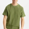 Mand Anerkjendt Akkikki Curved Tee - Olivine