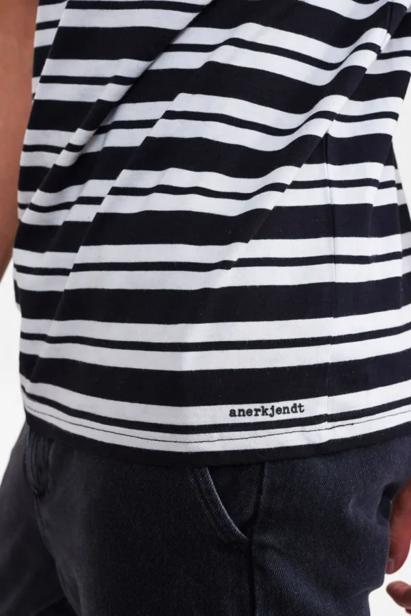 Mand Anerkjendt Akkikki Noos Stripe Tee - Caviar