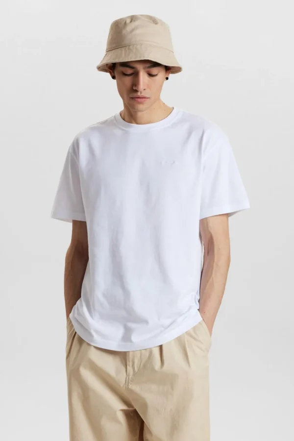 Mand Anerkjendt Akkikki S/S Logo Tee Noos - White