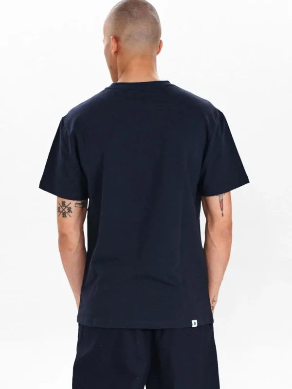 Mand Anerkjendt Akkikki Stiofan - C Tee - Dark Navy