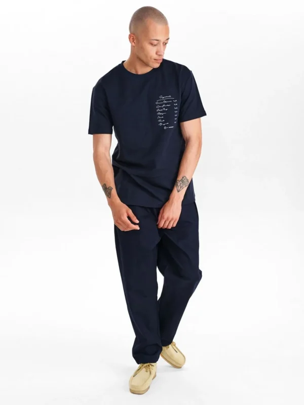 Mand Anerkjendt Akkikki Stiofan - C Tee - Dark Navy