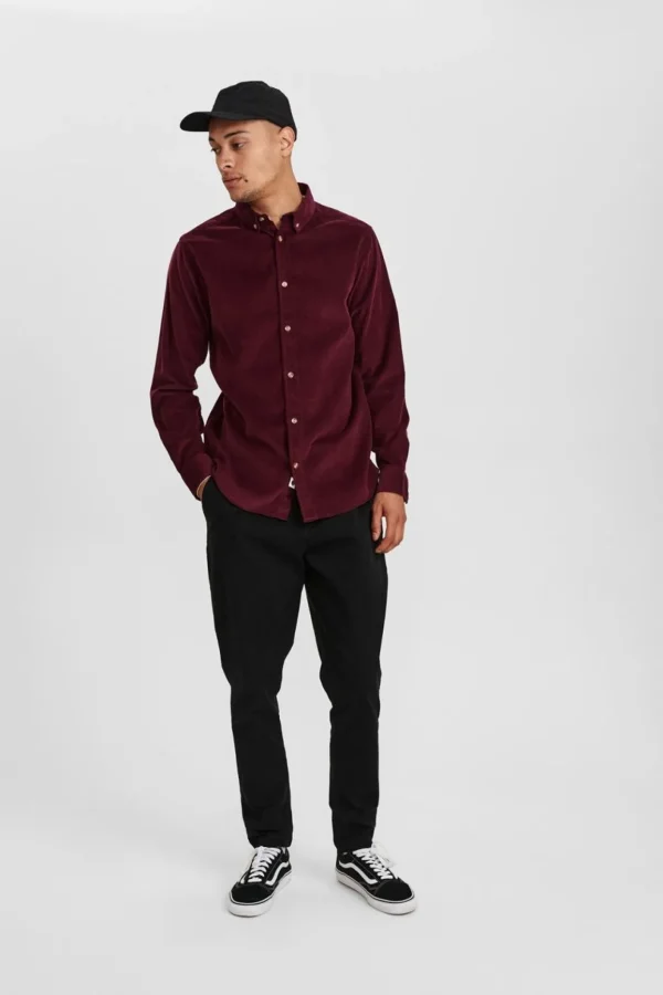 Mand Anerkjendt Akkonrad Corduroy Shirt - Vineyard Wine