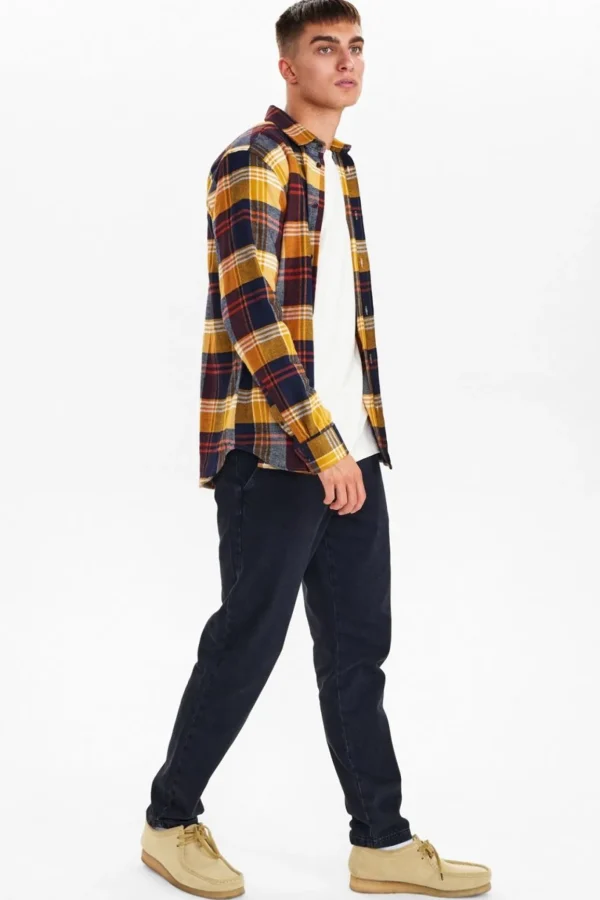 Mand Anerkjendt Akleif Checked Shirt - Cinnamon Stick