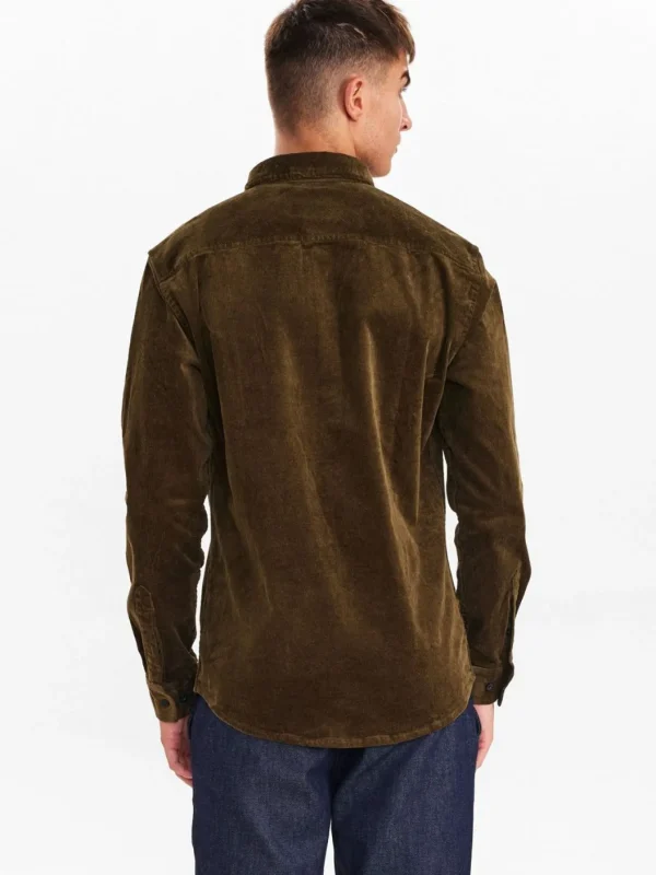 Mand Anerkjendt Akleif Corduroy Shirt - Dark Olive