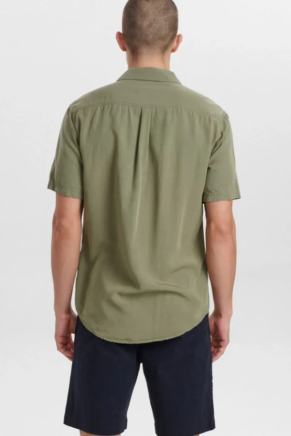 Mand Anerkjendt Akleo Tencel Mix Ss Shirt - Olivine