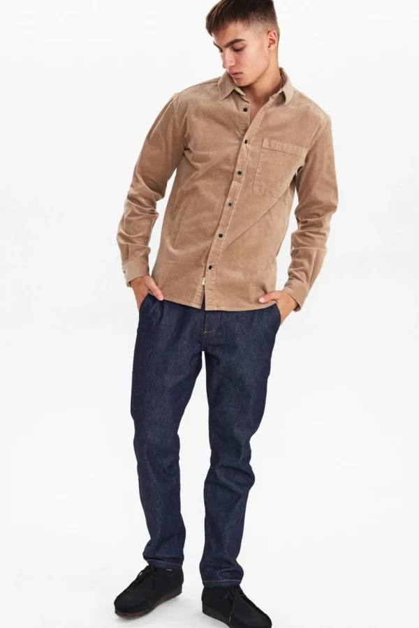 Mand Anerkjendt Aklouis Corduroy Shirt - Cobblestone