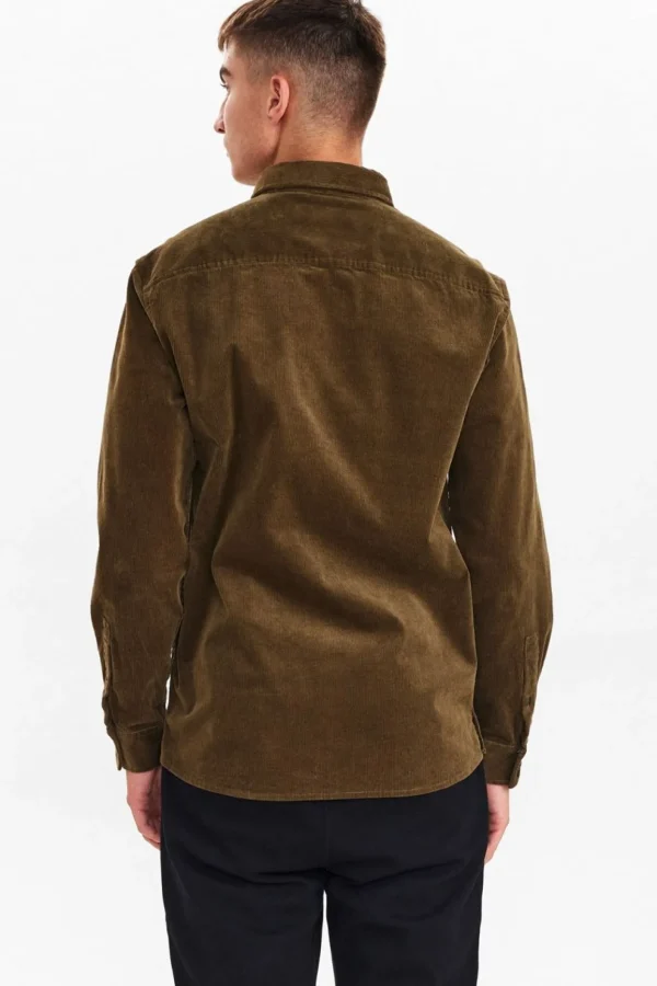 Mand Anerkjendt Aklouis Corduroy Shirt - Dark Olive