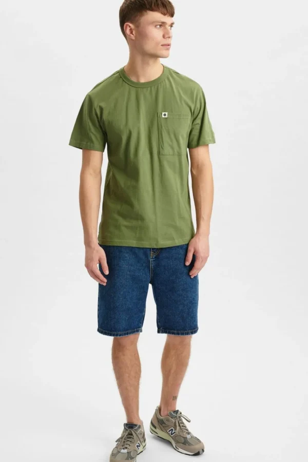 Mand Anerkjendt Akrune Noos Pocket Tee - Olivine